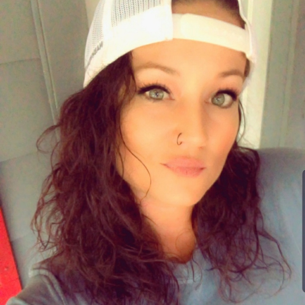 Meet your Posher, Tiffany